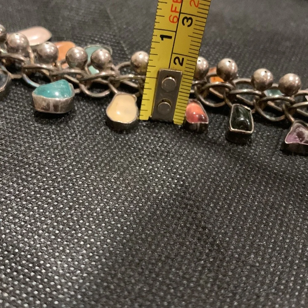 Unique vintage sterling silver and gem bracelet - Picture 7 of 16